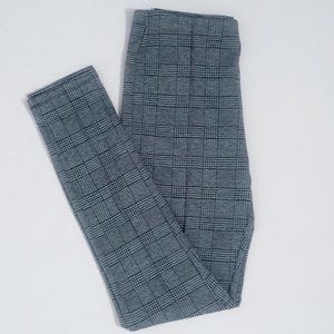 Tahari Women’s Grey Plaid Pull-On Skinny Dress Jeggings / Pants Size: Medium